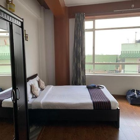 Holiday Hush Haven Hotel Shillong Exterior photo