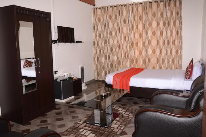 Holiday Hush Haven Hotel Shillong Exterior photo